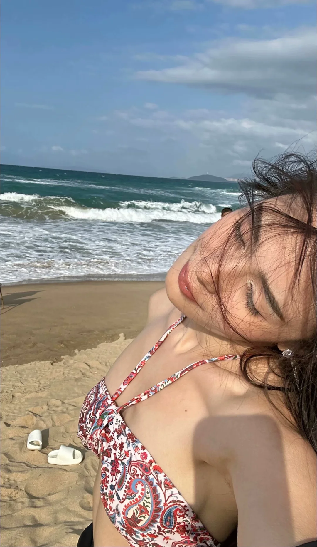 美女壁纸 海边壁纸 热门壁纸图源网络侵删 每日更新壁纸