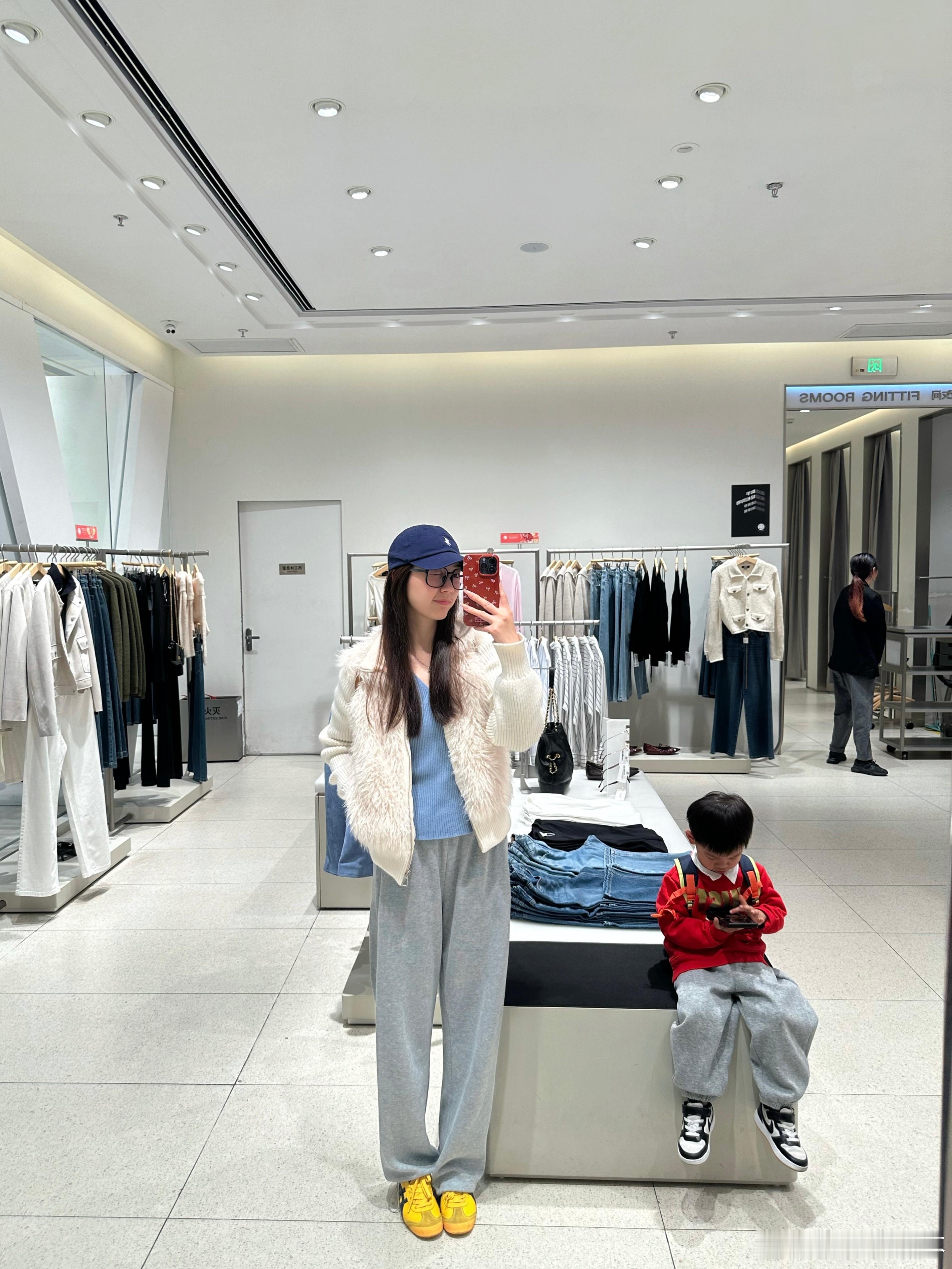 𝒜𝓁𝓁 𝓉𝒽𝑒 𝒷𝑒𝓈𝓉🎇𓏼. “用快门锁住新年瞬间” 