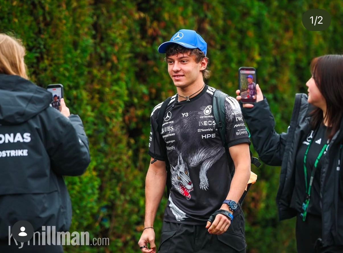 不到万不得已不向审丑势力低头的态度让人觉得很安心 