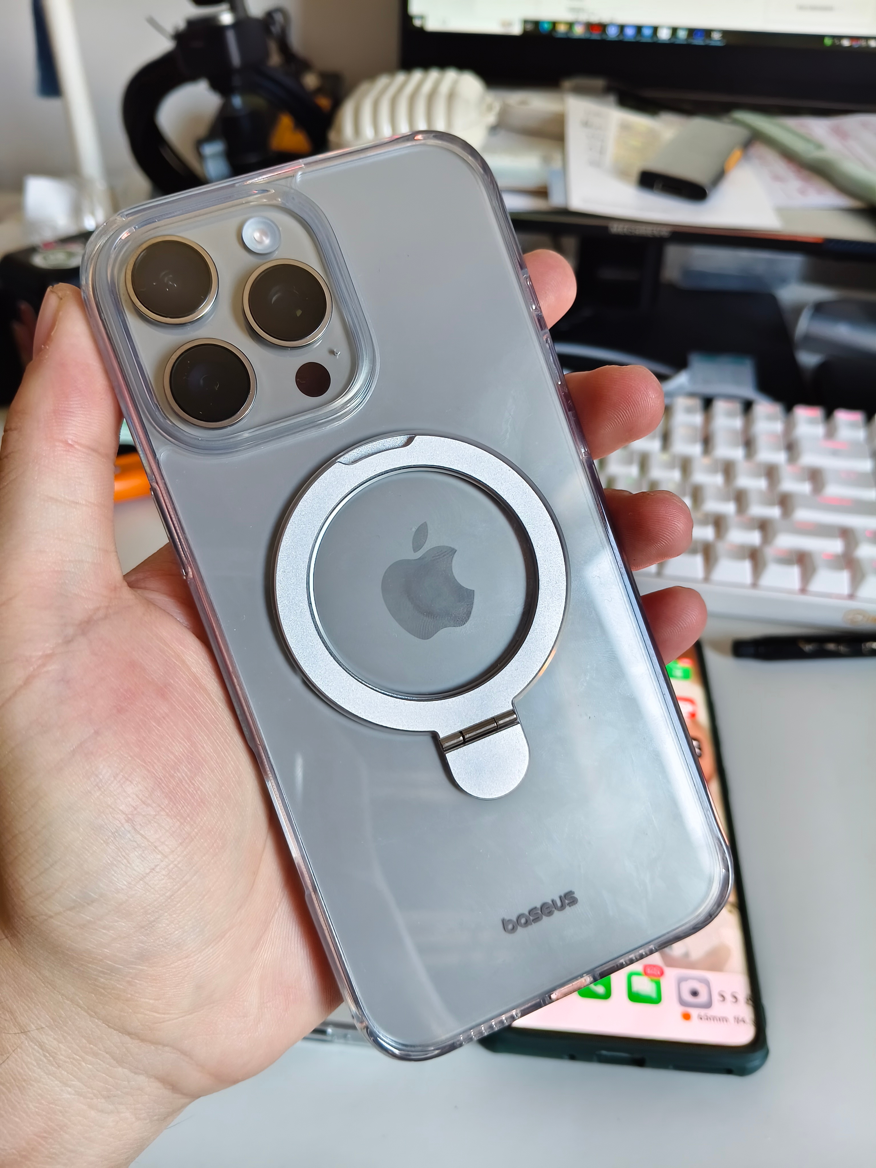 苹果的那个滑动变焦按钮 5300元 你能想象吗？我之前就经历过类似的事情，我的i