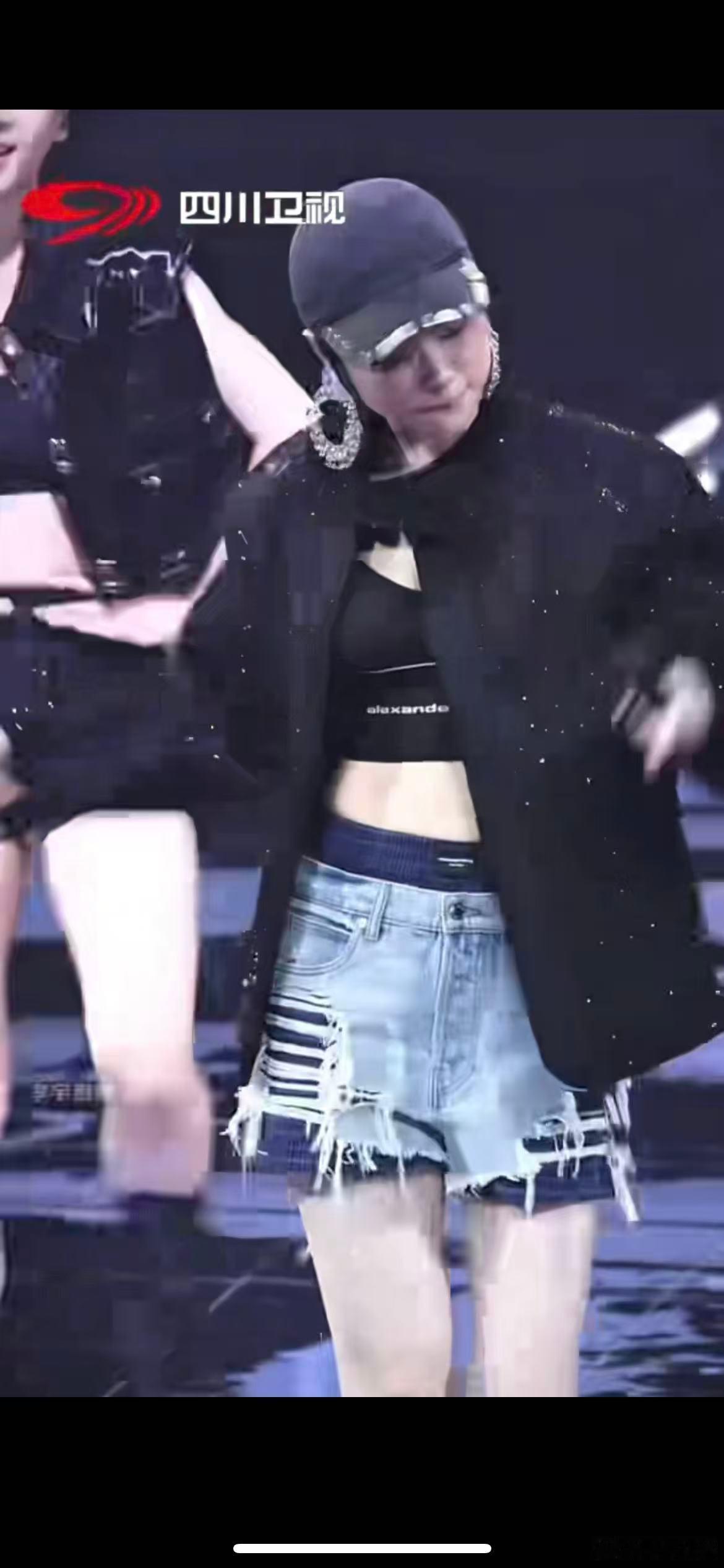 李宇春在四川不神秘 春春很神秘？完全没有！她不过是一个爱唱爱跳爱吃爱玩的小女孩，