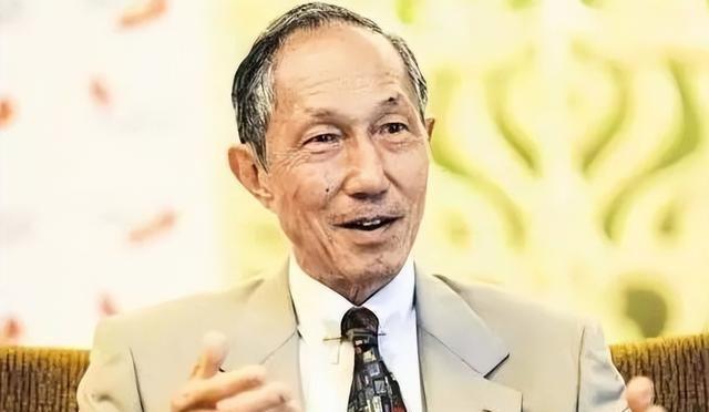 陈水扁时期的“副防长”林中斌抛出惊人判断：美国与中国大陆将协议两岸和平统一。
