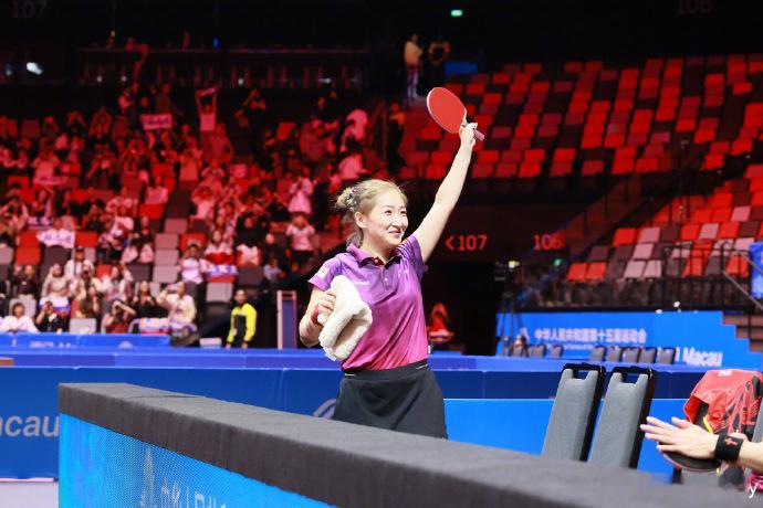 刘诗雯的2025关键词刘诗雯因为热爱探寻远方2025年的刘诗雯，把热爱活成了多面