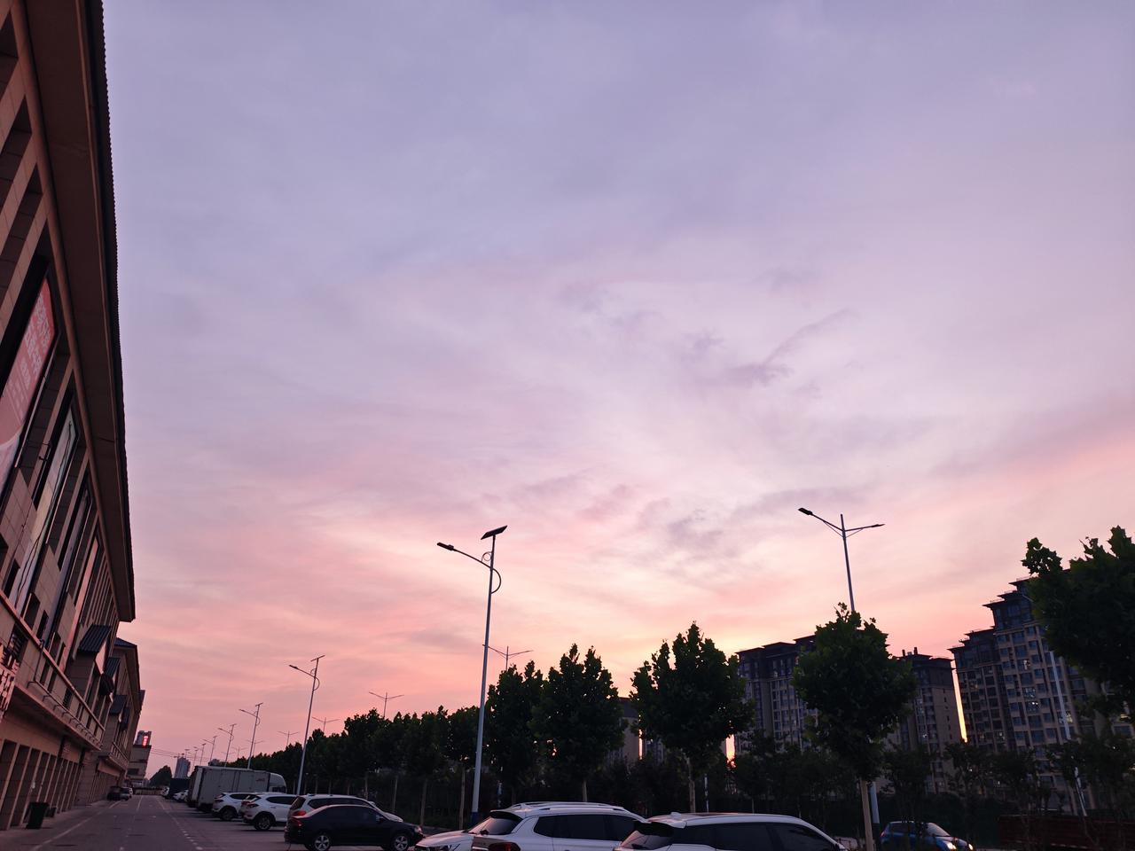分享一张城市最美的傍晚风景