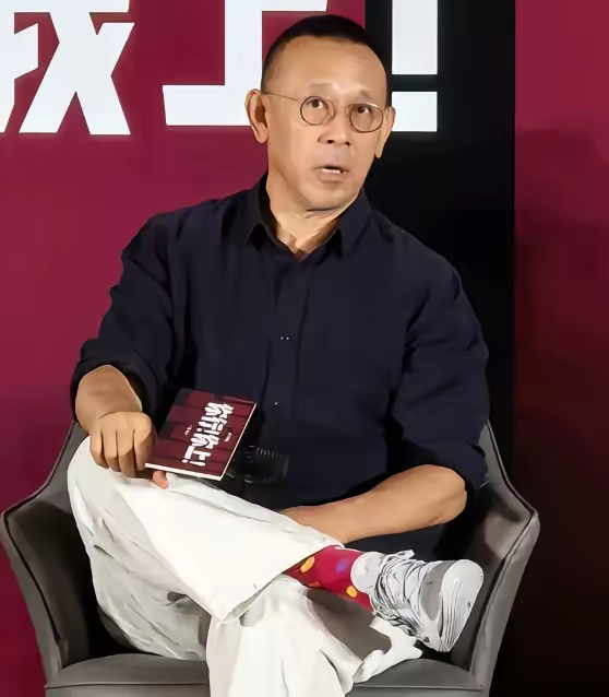 《你行！你上！》10天票房仅8700万。​不查不知道，一查真意外！​这部由姜文导