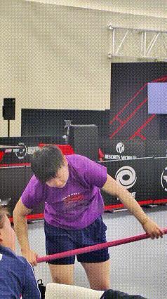 第六感，莎莎要换球鞋了，外形可能不会变，但是鞋的形状或者鞋底设计要变了。
今天训