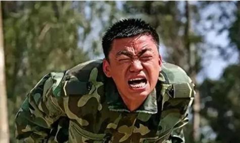 一次，郭德纲问王宝强：“听说你在少林寺练习过6年武术，那在现实中，你最多能打几个