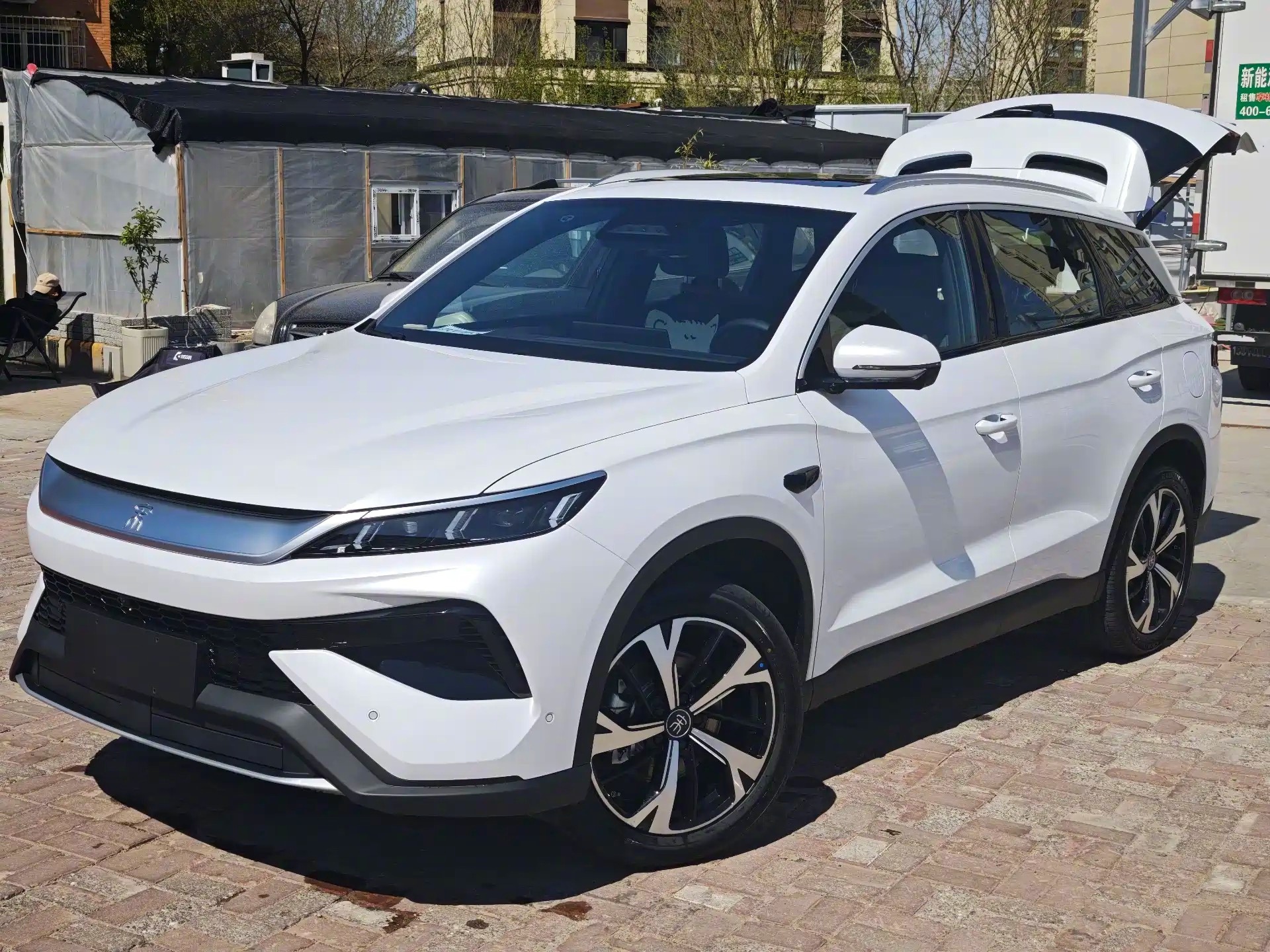 十万出头拿下绿牌混动SUV，宋Pro新能源能常年霸榜销量，实力真没对手！搭载第五