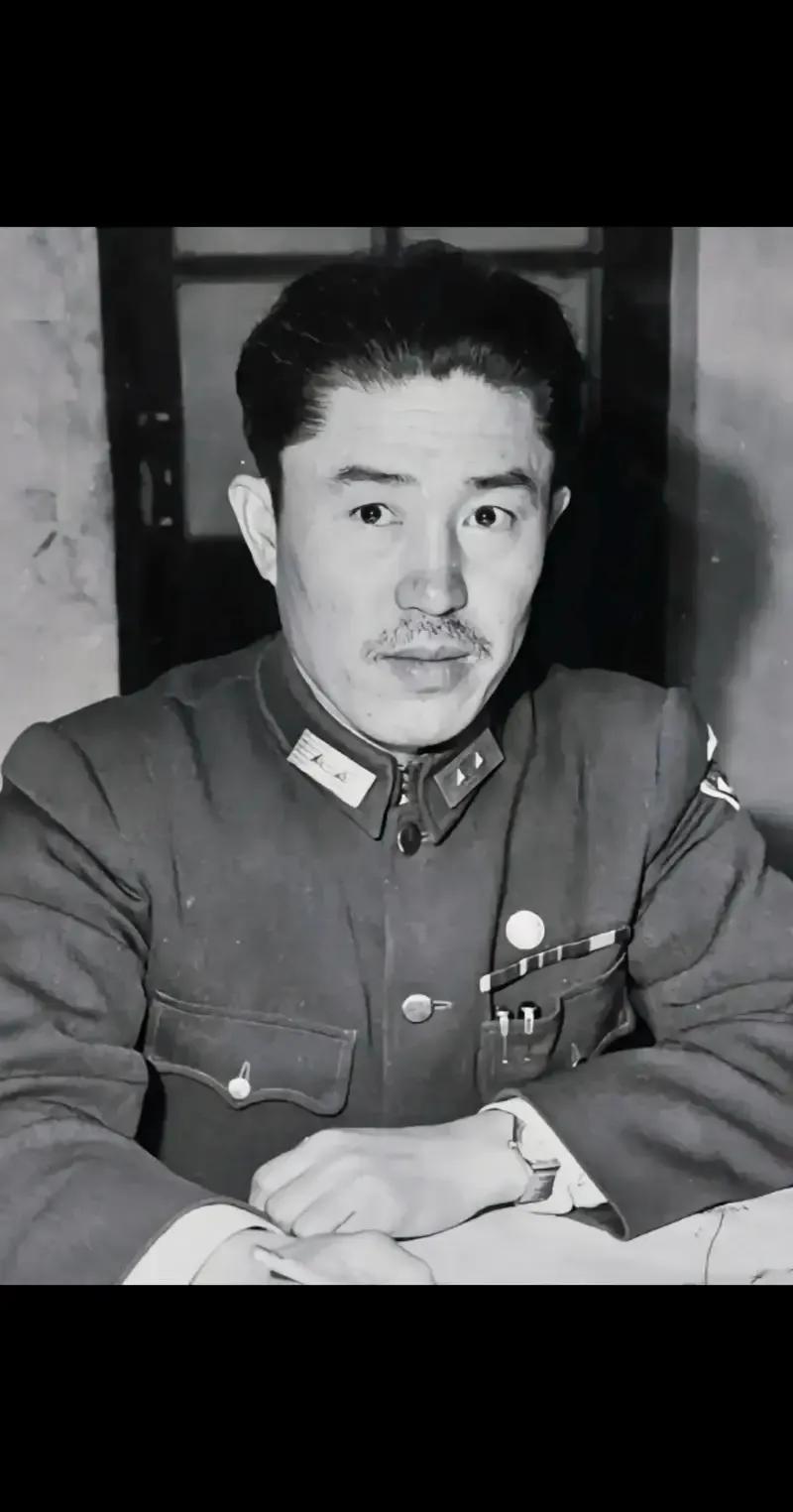 郑洞国投诚后，蒋介石误以为他已经杀身成仁，于是号召大家学习郑洞国“杀身成仁、忠于