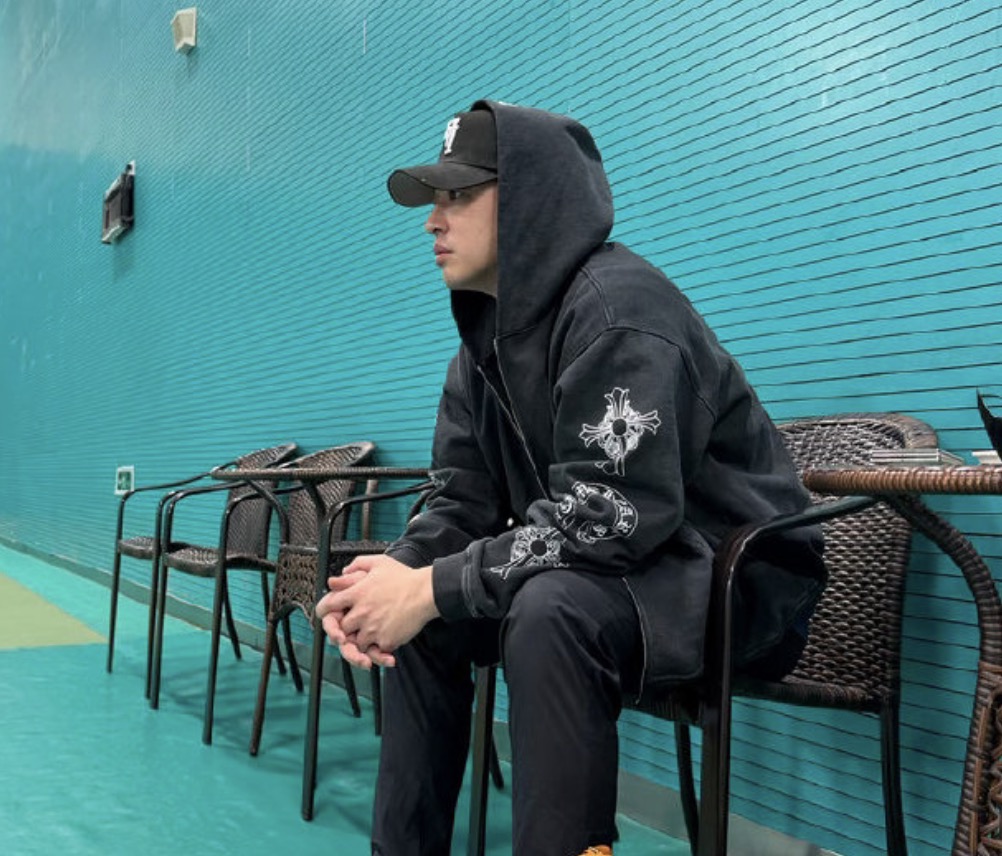 潘玮柏自曝面部神经失调:平常就把自己当猪养,怎么会发生这事