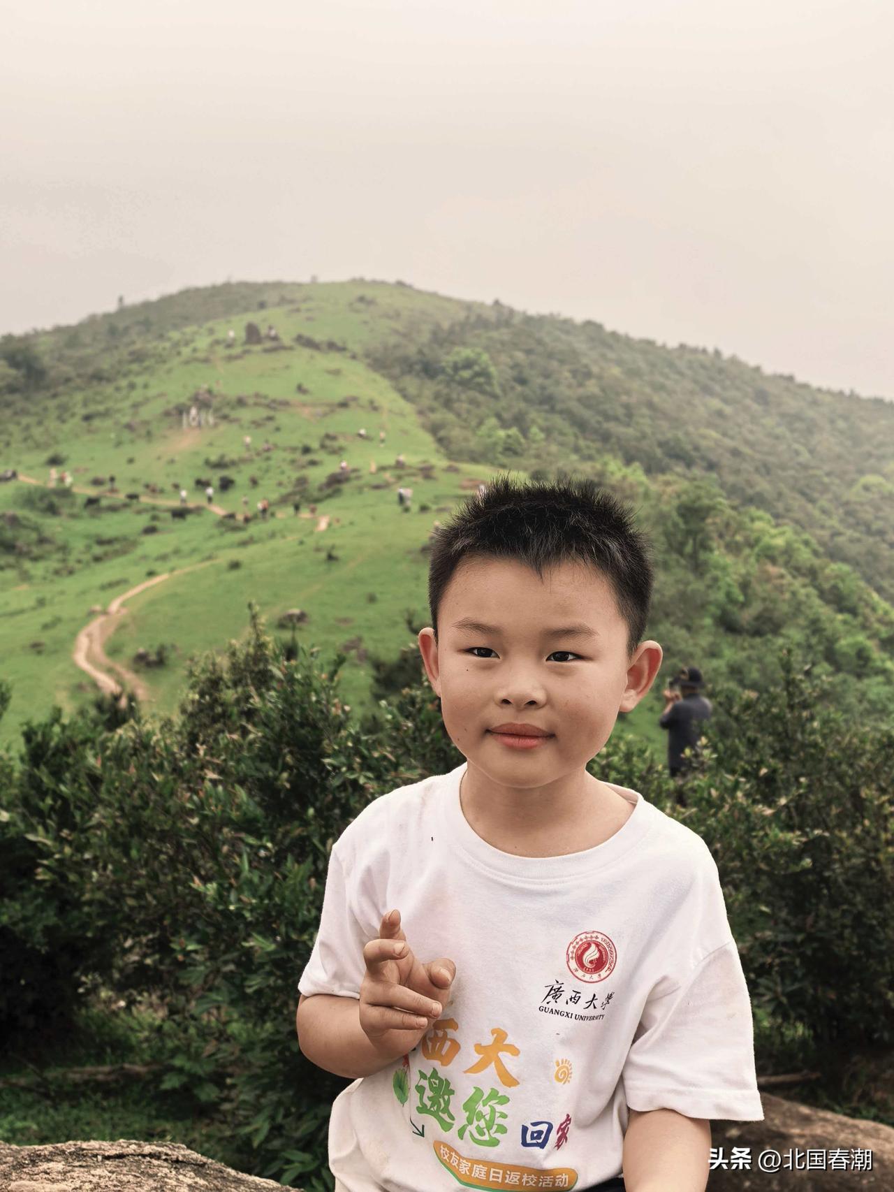 30多年前县城里的体制内并非都是正规大中专毕业分配的，好多都是半路上岸的，由农民