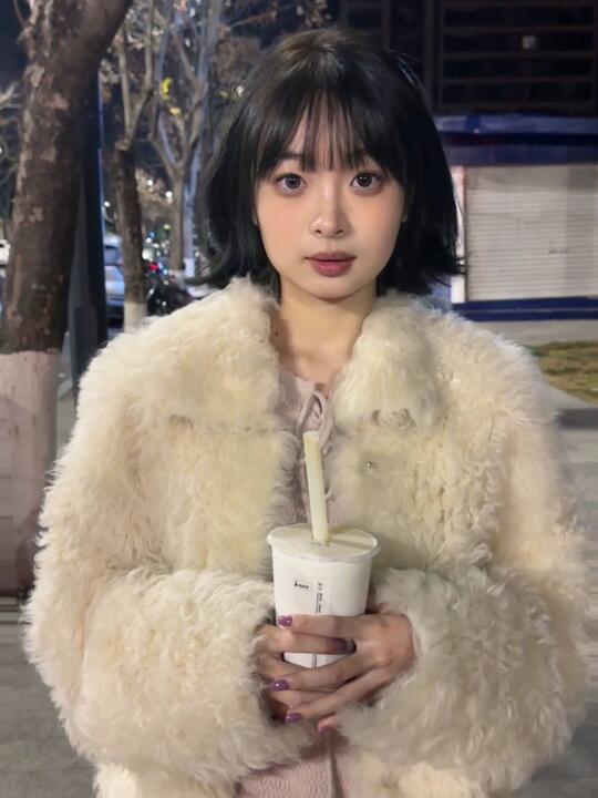 我好像剪到了梦中情发˚ ⁺🖤 ˖♡