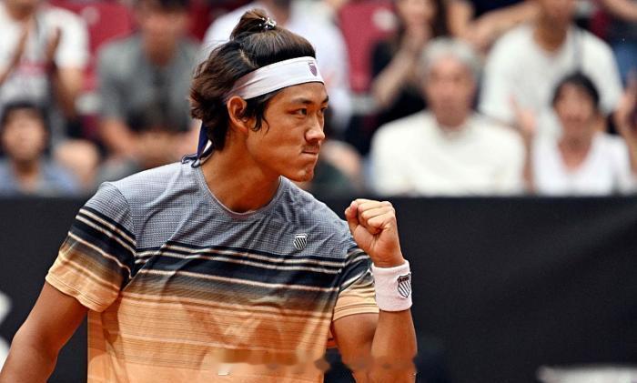 张之臻被送蛋🥚，首轮出局🥶ATP1000 马德里大师赛首轮，科普里瓦以6-2