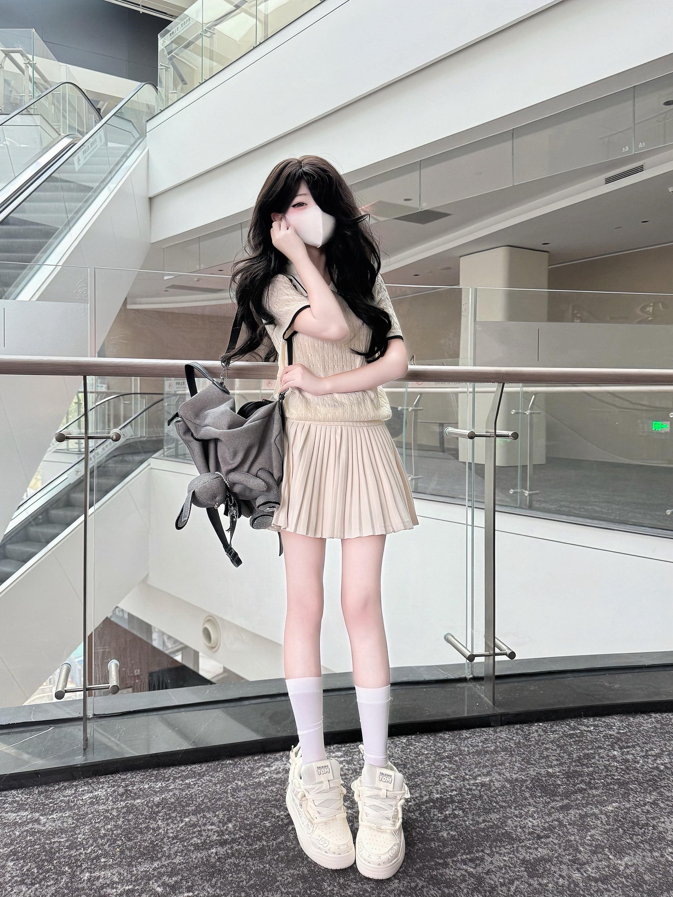 ☁️白色系穿搭好温柔～