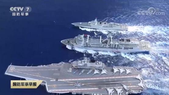 美国嘴上喊航母“活靶子”自己却砸1300亿拼命造！中国埋头造完三艘航母才恍然大悟