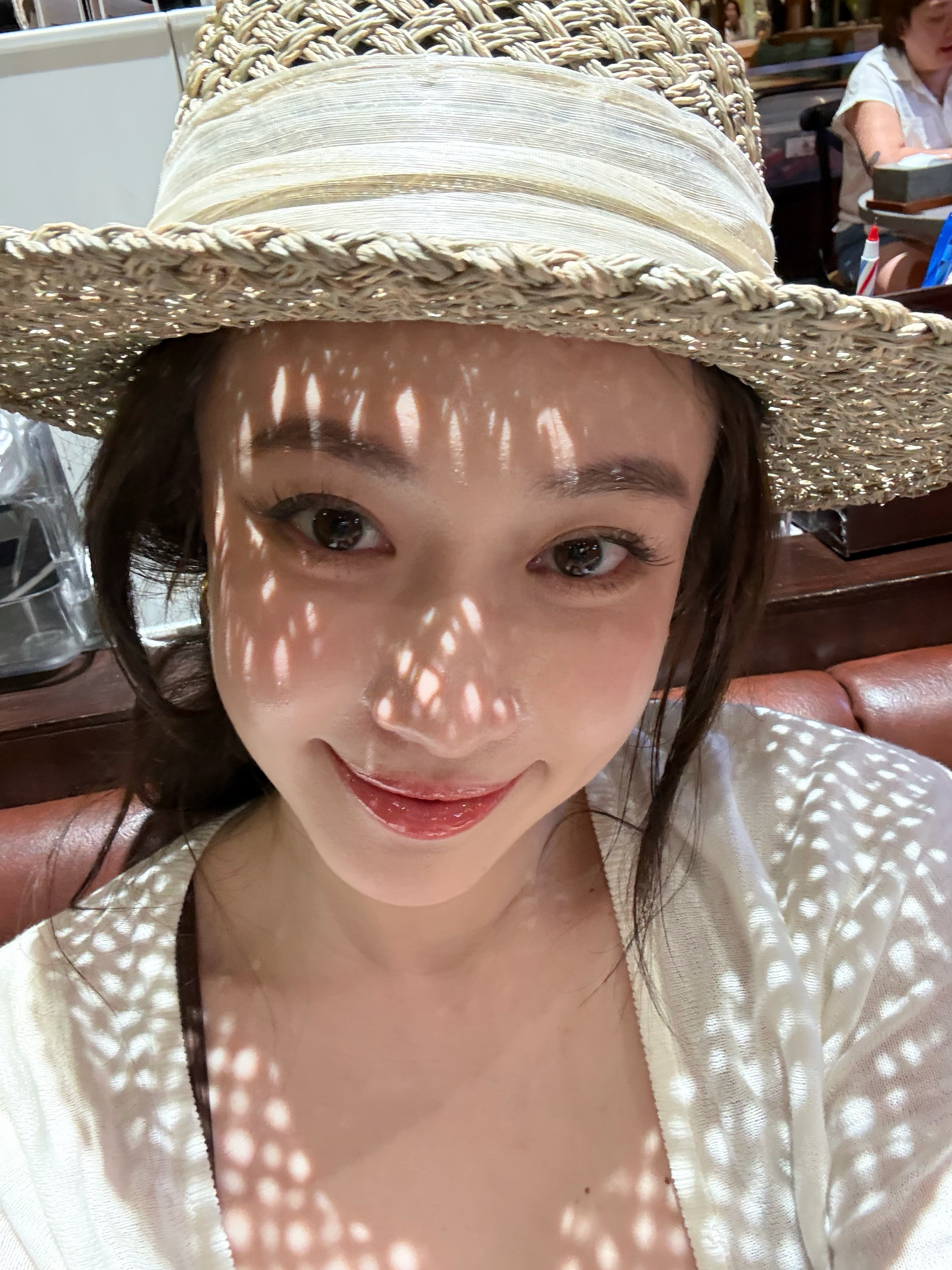 人真的要和能让自己放松做自己的人在一起玩简简单单的生活、人际关系是我永远的向往 