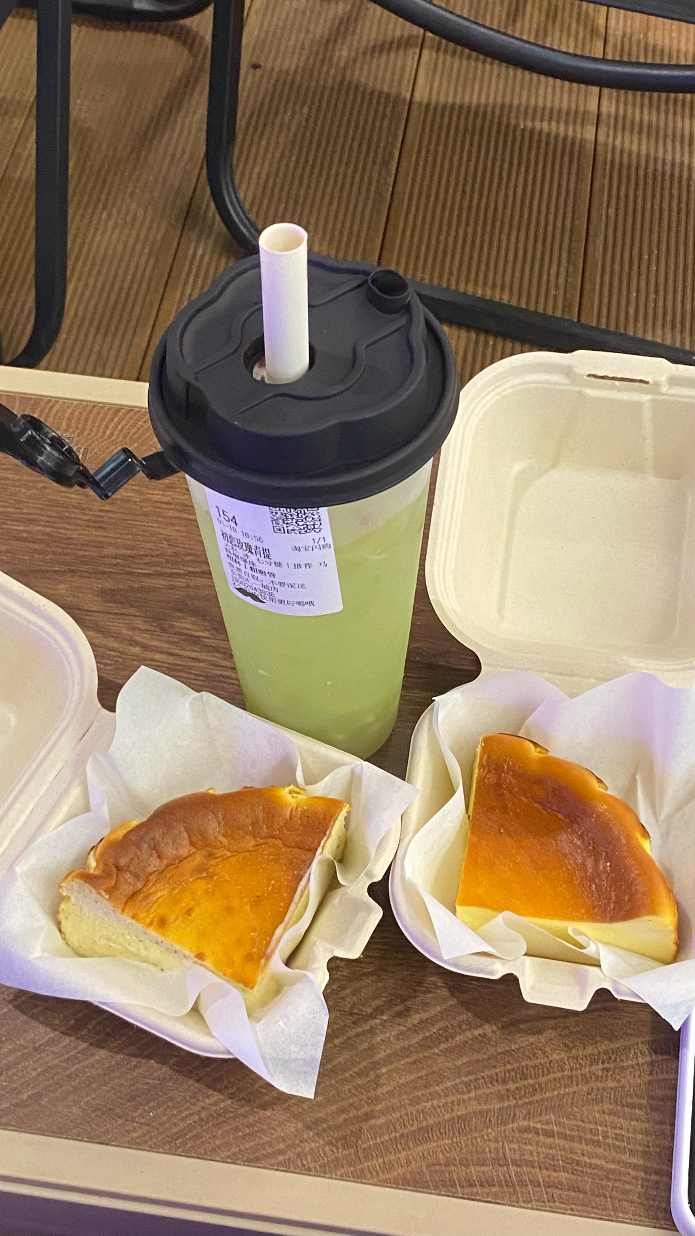 大部分人只是我生命玻璃窗上滑过的雨水，当然有几个是鸟屎 东莞·可园博物馆