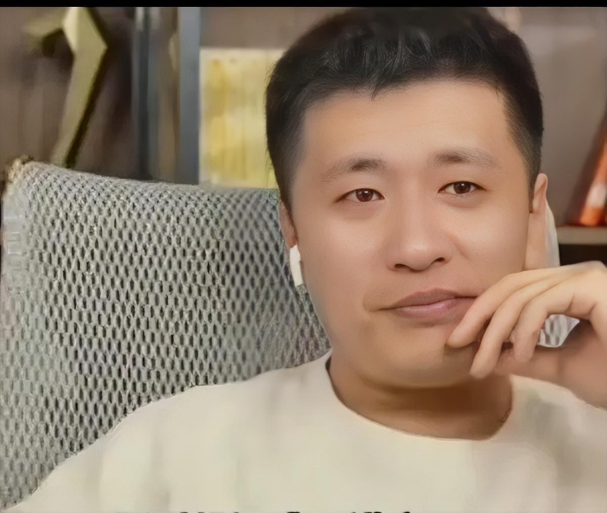 张雪峰老师的事，真的吗？才41岁，有点不敢相信，听到这个不好的消息，感觉心情很沉