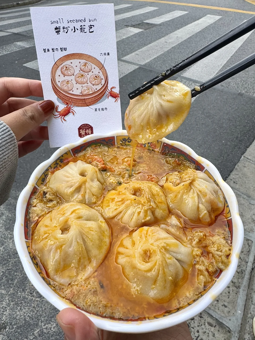 下了高铁🚄就直奔上海这里