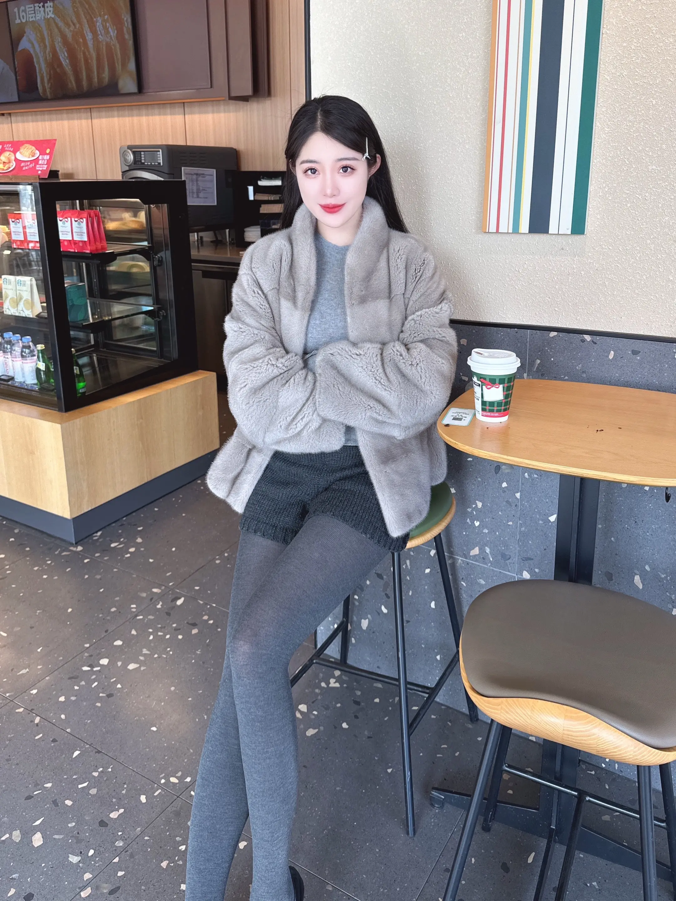 创作灵感 穿搭搭配 银蓝色水貂 冬季搭配