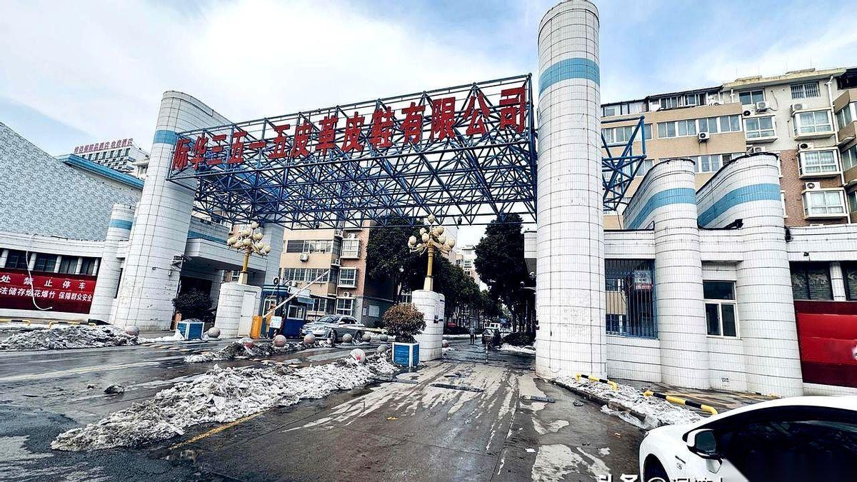 漯河3515厂，真的要搬了。
官方给的理由就四个字：“退城入园”。
可就在前几天