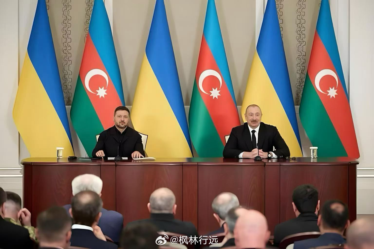 🇦🇿🇺🇦阿塞拜疆总统阿利耶夫：俄罗斯不可能战胜乌克兰，因为乌克兰人民在其