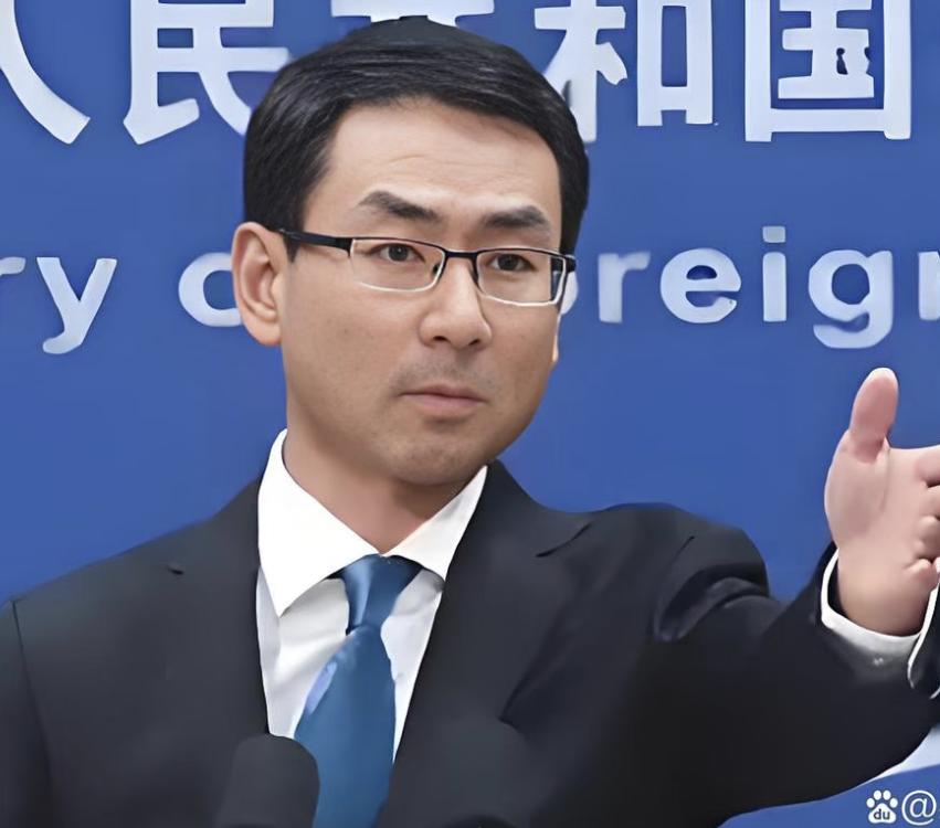 一味妥协只会任人拿捏！百年前的苦难，就是最真实的警示
别人都把枪口抵在胸口了，居