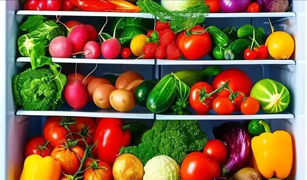 水果吃出高血脂？这“甜蜜陷阱”你踩了吗

诸位朋友，今儿咱们单说一桩颠覆认知的“