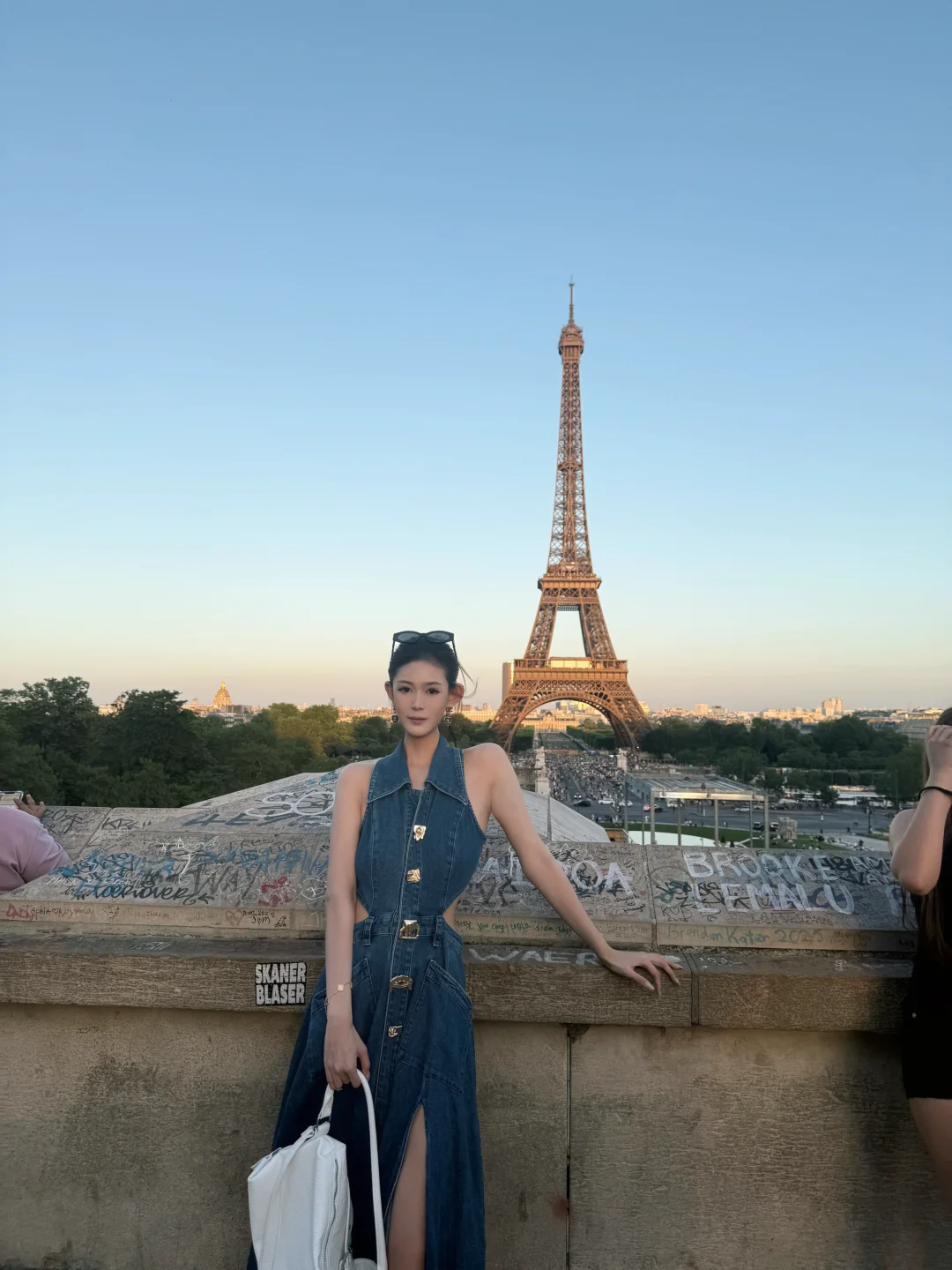 Bonjour～