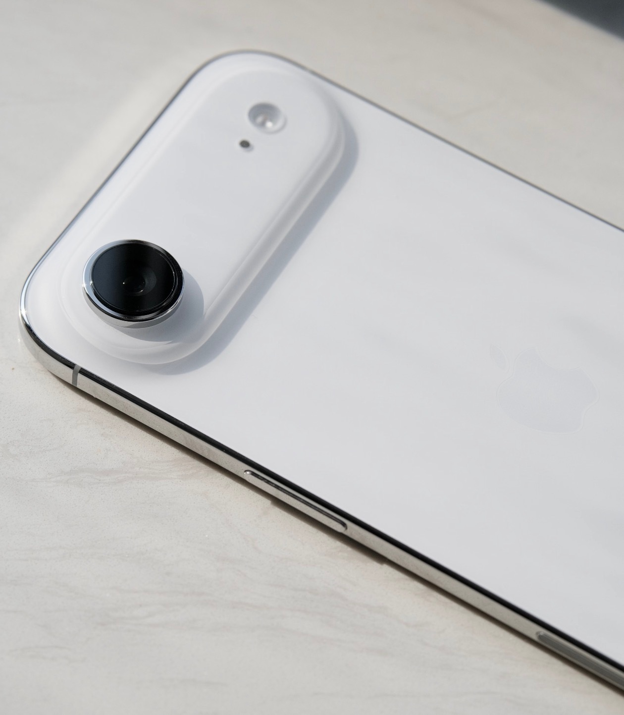 7999的iPhone Air哪哪都是缺点5099的iPhone Air炸了我都