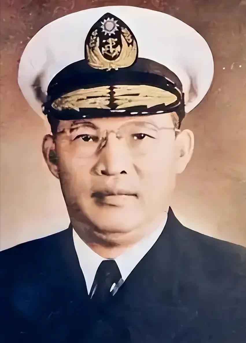 1938年，薛岳怒吼要枪毙桂永清，蒋介石冷冷问了一句：你知道他岳父是谁吗？毙了！