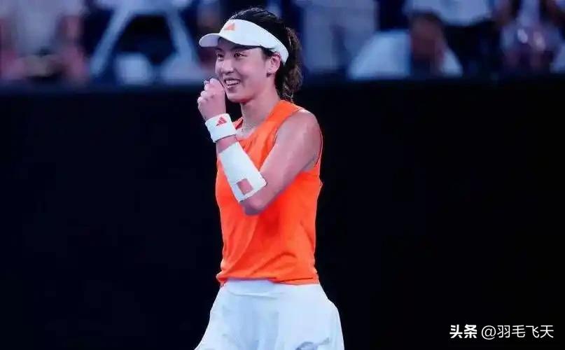 王欣瑜强势晋级八强
北京时间2月4日，2026年WTA250克卢日纳波卡站女单第