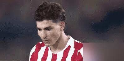 你绝对想不到巴萨财报上那1.59亿欧元的转会白条。这家顶级豪门正像个躲债的老赖，