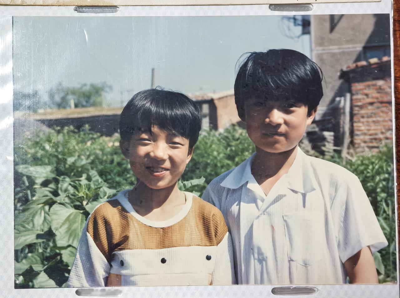 1987和1997的掠影[害羞]1997年合影 今天和那天 分享一张你在深圳的照