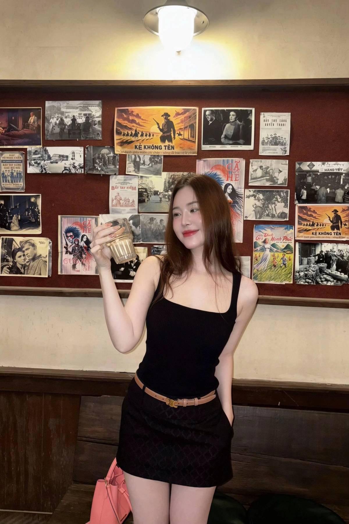 分享美女穿搭服饰