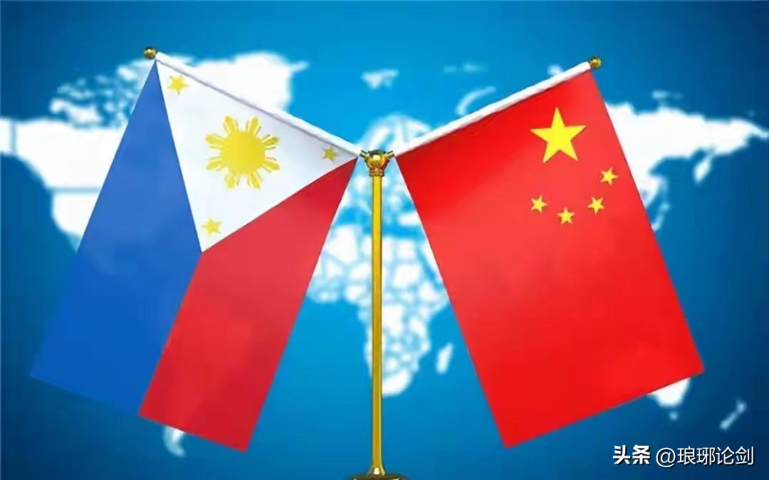 南海局势持续紧绷，菲律宾高官主动访华表态，释放的信号远比表面更重磅。

一、会晤