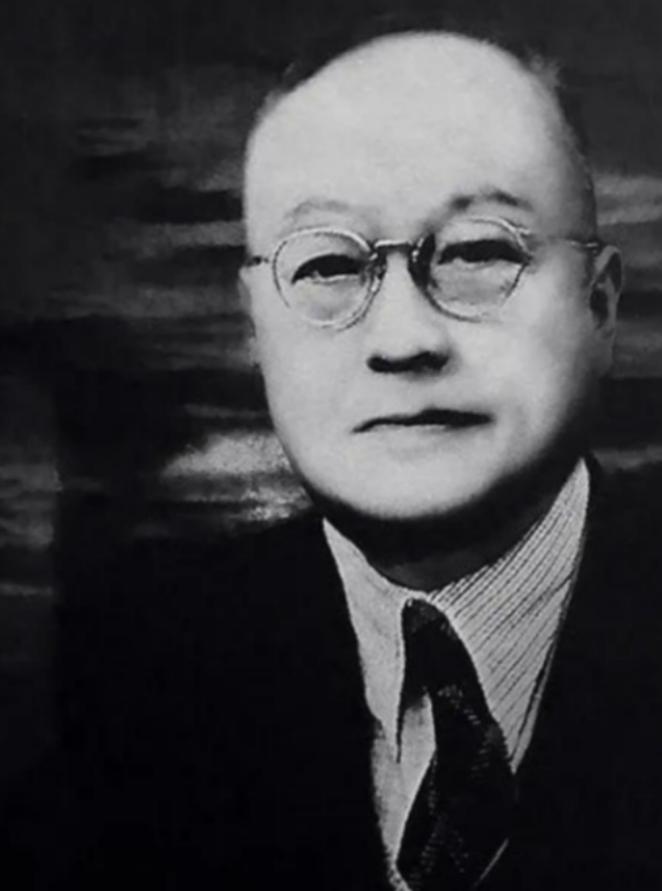 1945年，中统的徐恩曾被撤职后，无事可干的他改经商卖黄豆，囤了30万斤黄豆后，