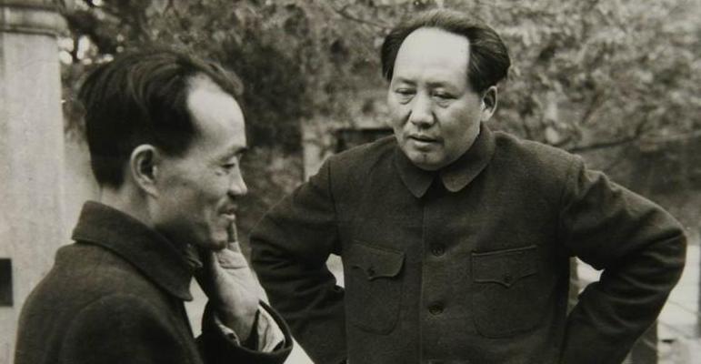 1975年，已经82岁高龄的毛主席突然问身边的人：功德林里，还有国民党战犯吗？“