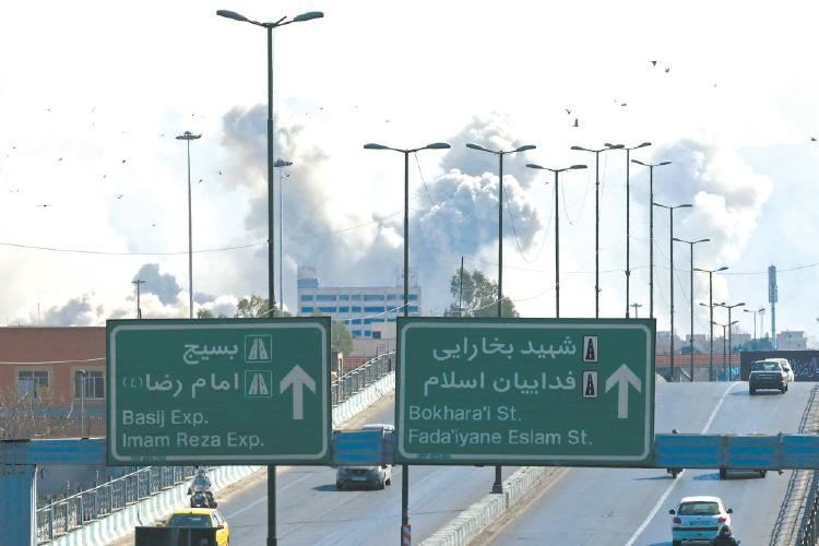 每经网：美国智库3月8日估算，仅仅前100个小时，也就是4天多时间，美国军事行动