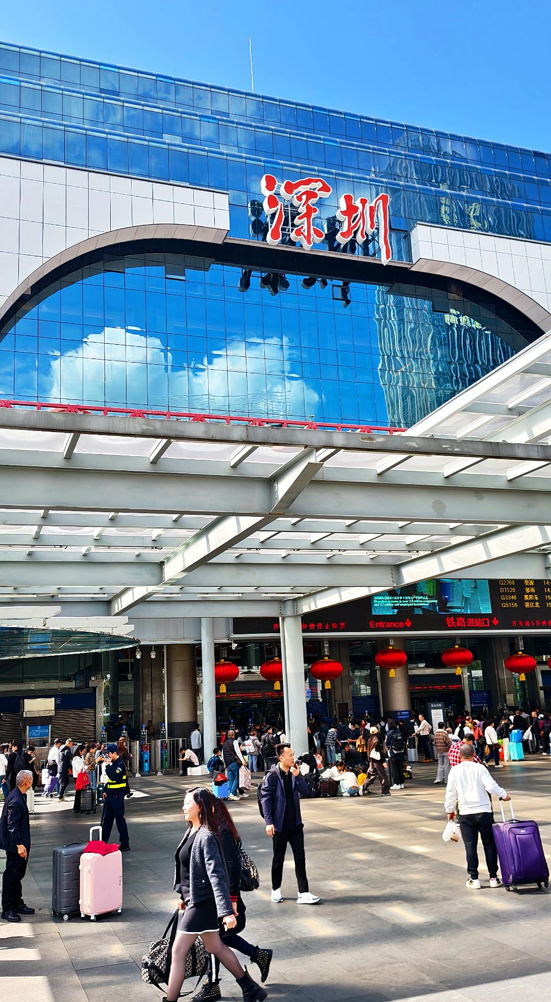 今天腊月二十五了， 再有几天就过年了； 在外漂泊的朋友们都买到回家的票了吗…