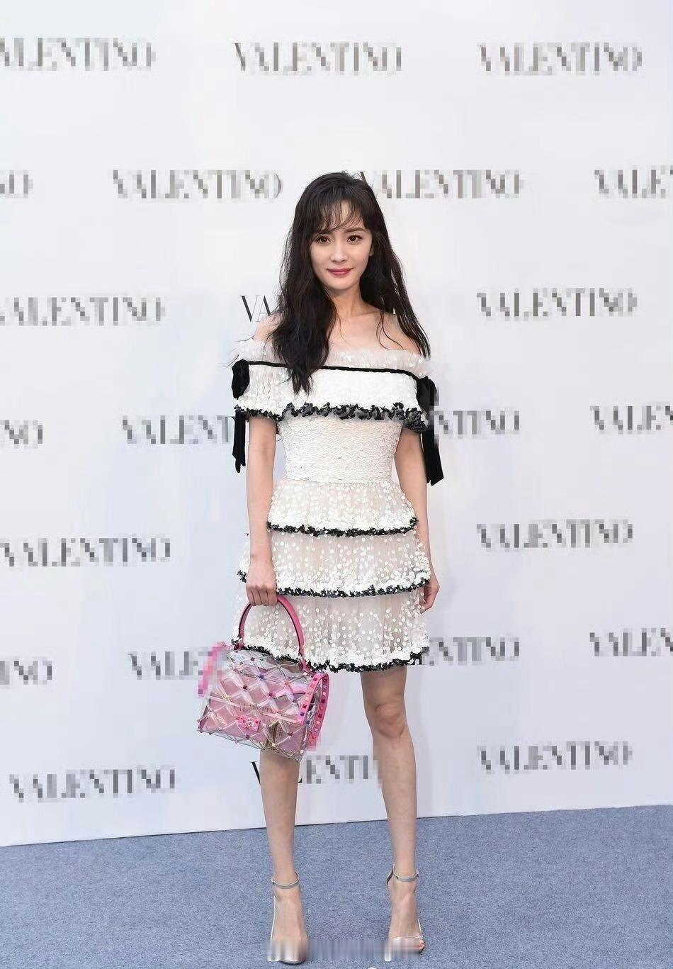 内娱顶级女明星华伦天奴的惊喜亮相杨紫 迪丽热巴 刘亦菲 杨幂 赵丽颖 杨颖 你更