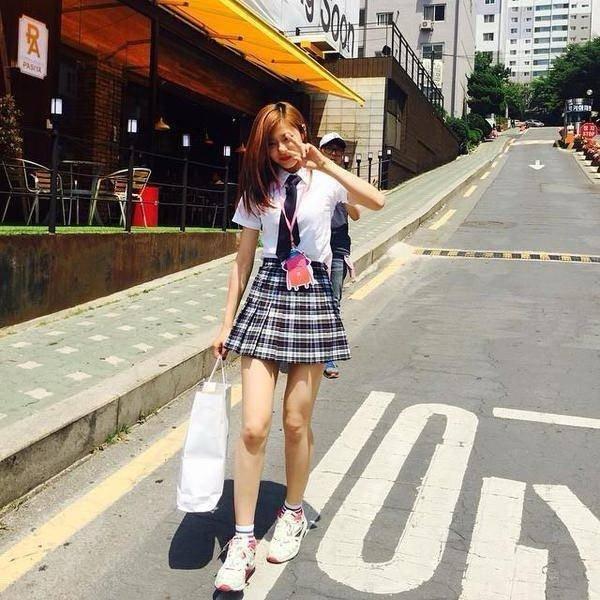 【1752号来信】现实中见到我会目送美女一公里 ​​​