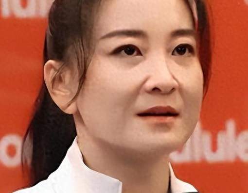 不靠身材博热度！贾玲真实现状曝光，这才是顶级艺人的清醒