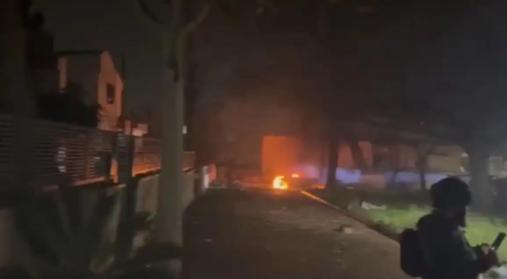 面对伊朗同归于尽打法，美军亮出王炸底牌：如果战败，就爆核武器。
 
美国对伊朗的