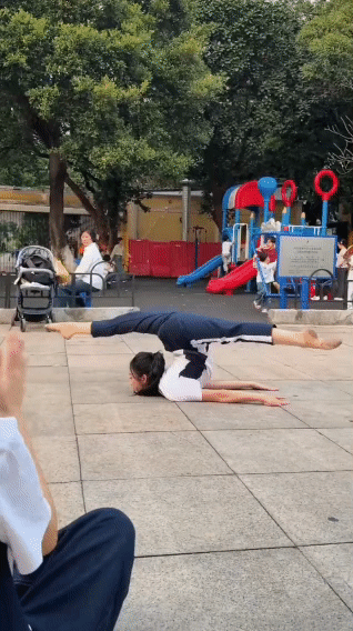 太牛了，这些动作一般人真做不来。