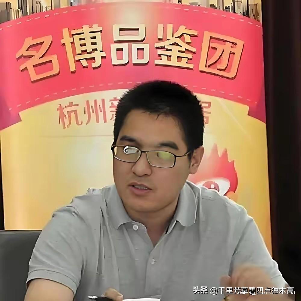兴耀的王奕一定是圈子大佬，能出面摆平事端的头面人物。
这次也踢到了铁板，没想到受