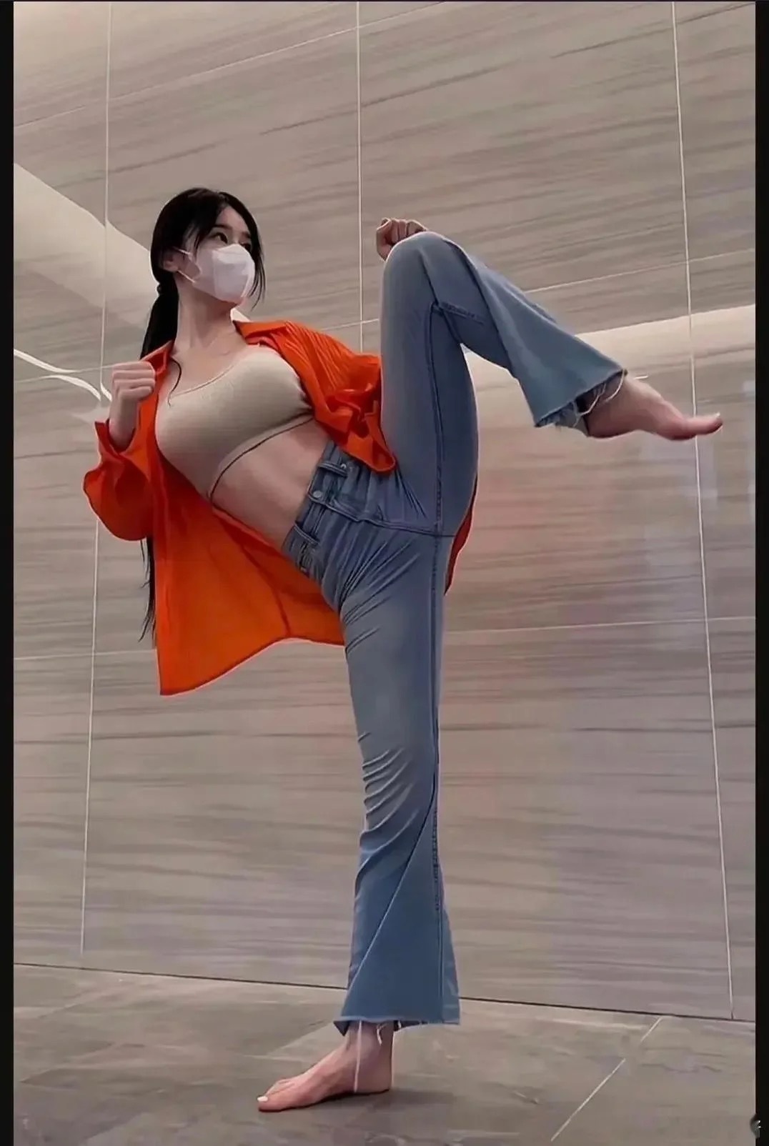 一看就知道，是会功夫的 ​​​