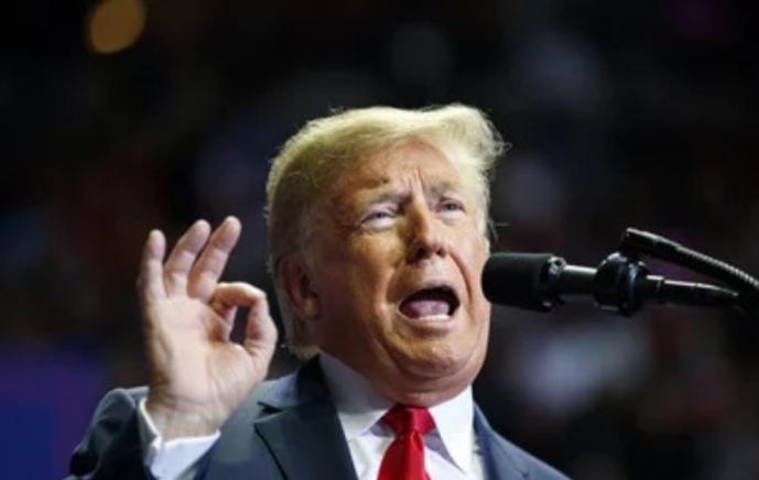 全世界都在拼演技？
         特朗普为什么最崇拜里根？因为这两位是真的像