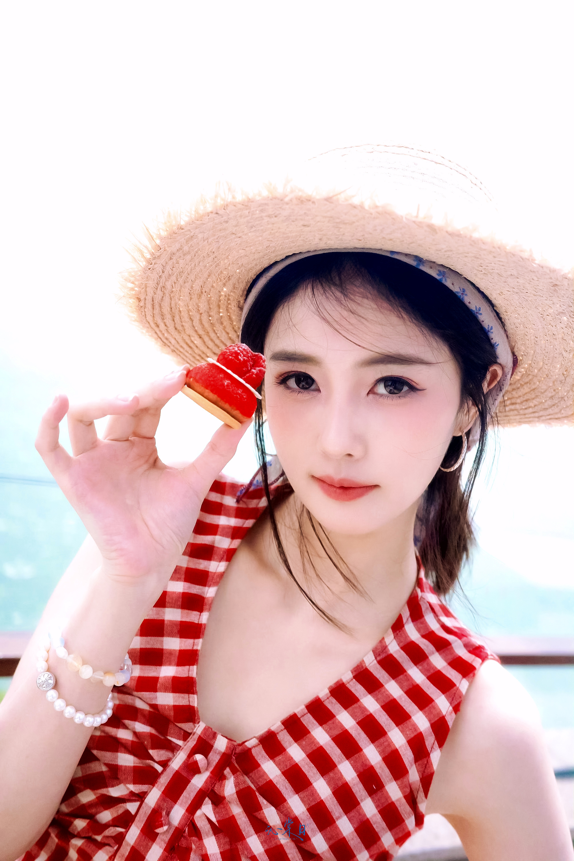 白鹿 度假偷快🍓🌊💧    白鹿海边度假