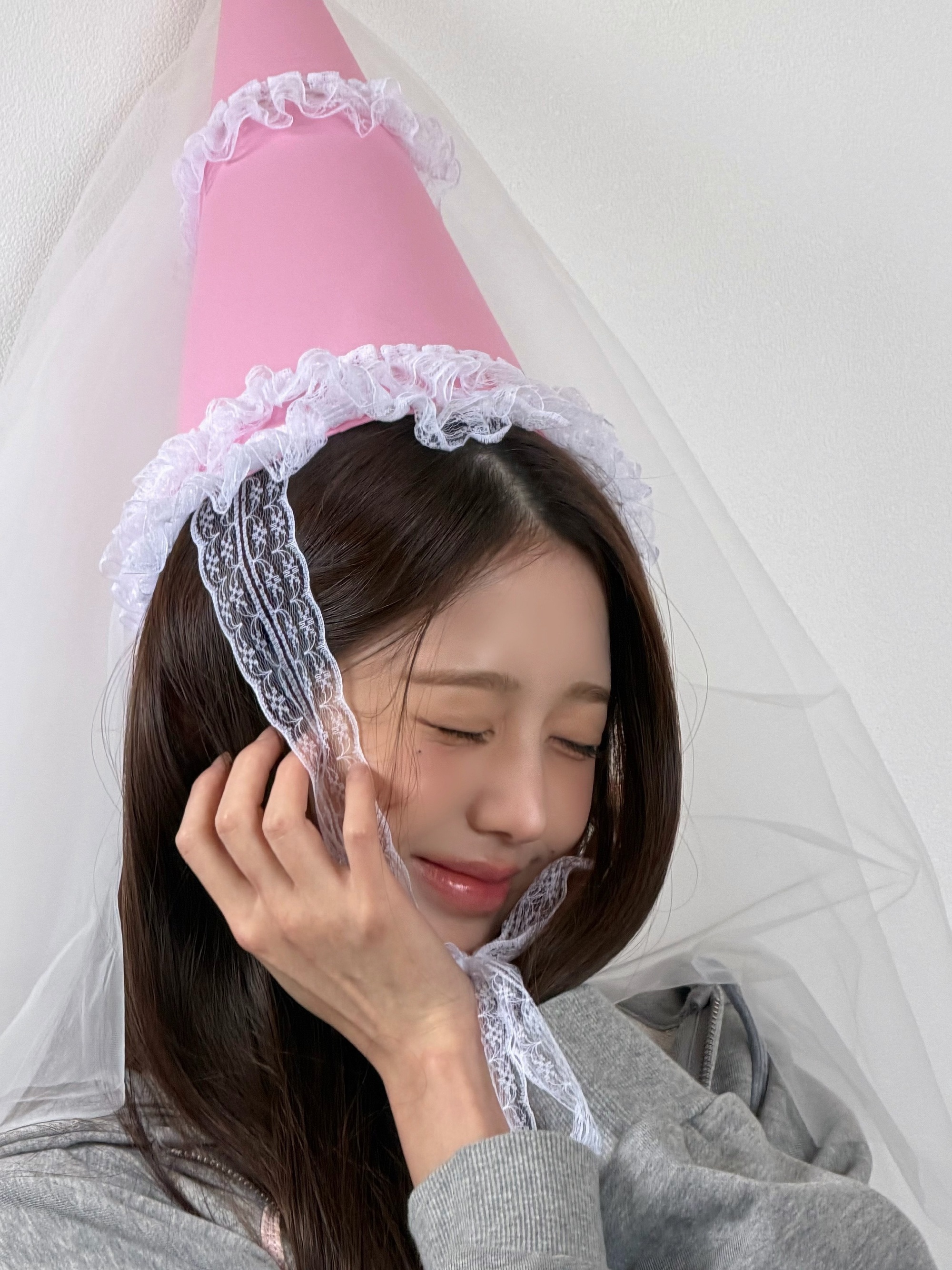 【宇宙最强天使女神万年偶像张元英生日快乐】爱幻化成你的翅膀 带着你在天空中飞翔 
